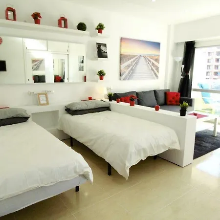 1st Lign On The * Fuengirola