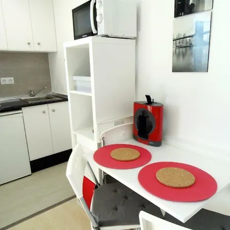 Apartment 1st Lign On The *